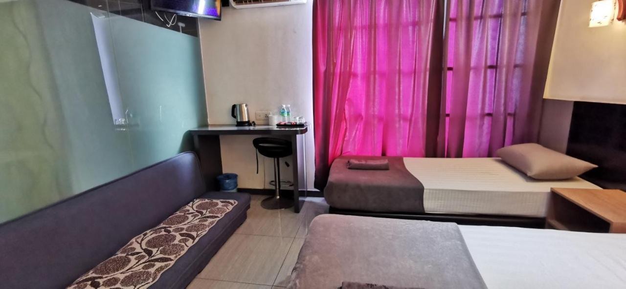 Dolphin Hotel Klang Exterior photo